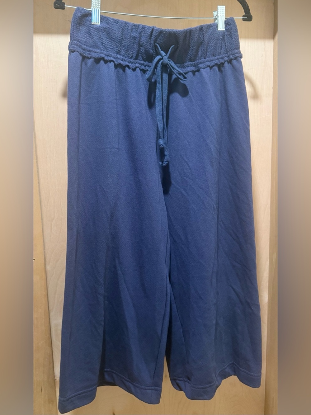 Free People Beach Wide Leg Cropped Drawstring Pants in Deep Blue Size Small